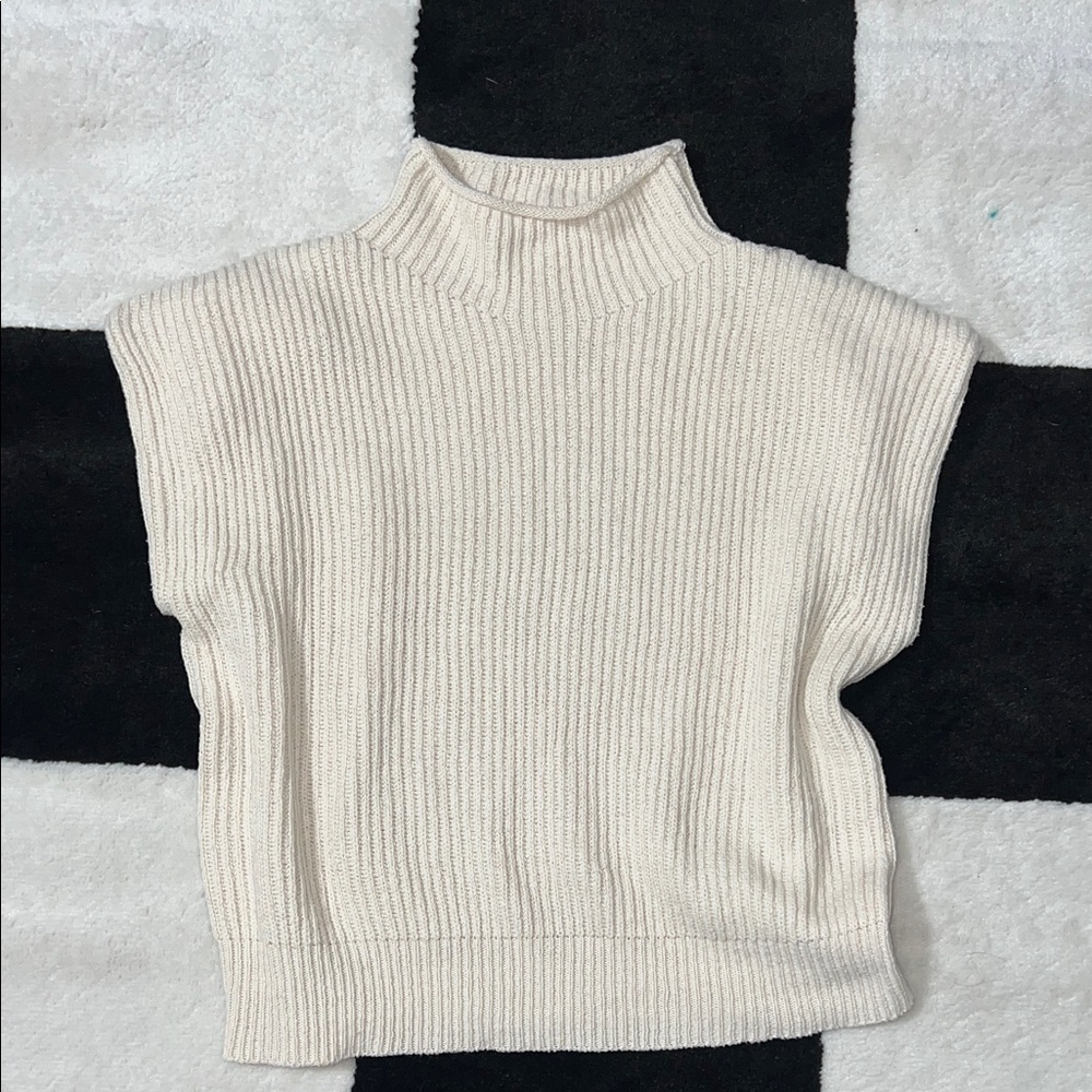 Le Lis Off-White Ribbed Turtleneck Sweater